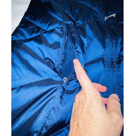 Lands' End Long Down Puffer Coat - Size S (6-8) - Vibrant Blue w/ Faux Fur Hood - Picture 7 of 12